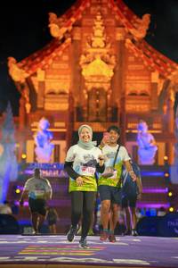 BIB: 135
                            <button type="button" onclick="openModal(22477804)" class="btn btn-primary btn-sm float-right btn-popup" data-toggle="modal" data-target=".modal-high-quality">
                        <i class="fas fa-shopping-cart"></i> Add to Cart
                    </button>
                                            <button type="button" onclick="isThisMe(22477804, true)" class="btn btn-success btn-sm float-right btn-popup btn-isme hidden" data-toggle="tooltip" data-placement="bottom" title="นี่คือรูปของคุณใช่ไหม คลิกที่นี่เพื่อเอาเข้าอัลบั้ม">
                        <i class="fas fa-plus"></i> Add to album
                    </button>
                    <button type="button" onclick="isThisMe(22477804, false)" class="btn btn-warning btn-sm float-right btn-popup btn-isnotme hidden">
                        <i class="fas fa-ban"></i> Remove from album
                    </button>